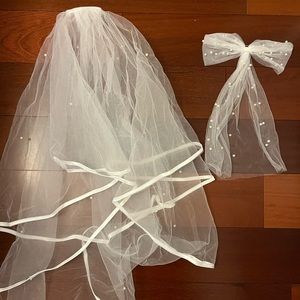 NWOT Pearl veil and bow
